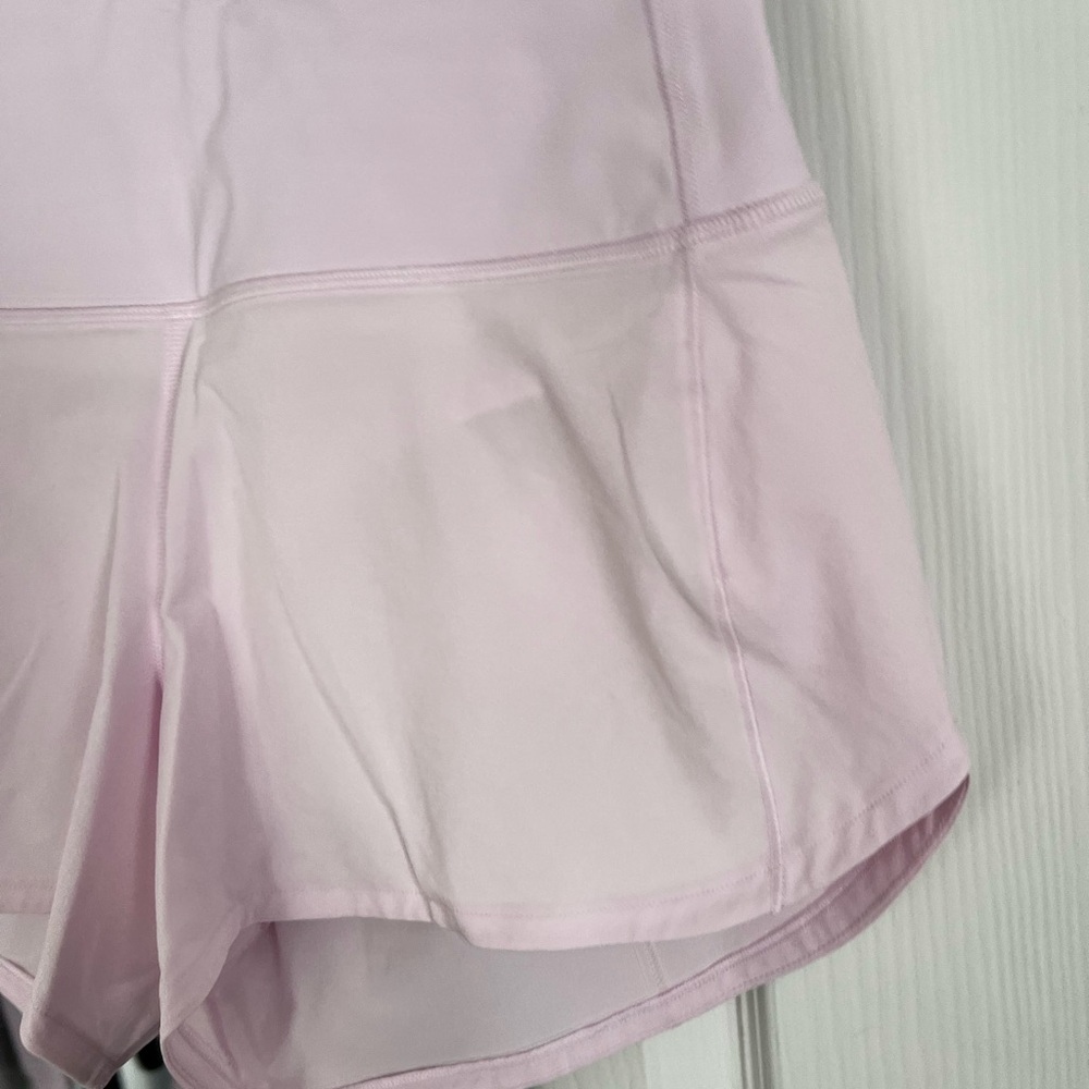 lululemon Speed Up shorts - Picture 2 of 3